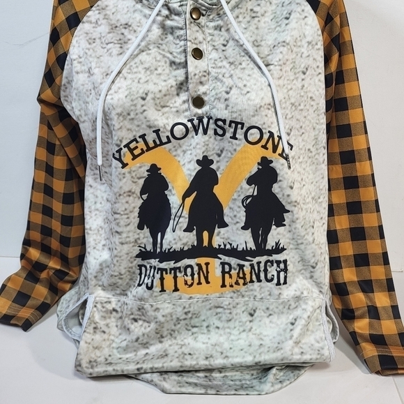 Yellowstone Hooded Sweater - Picture 2 of 8
